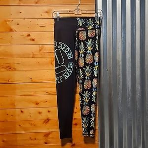 Feed Me Fight Me Leggings Size XS